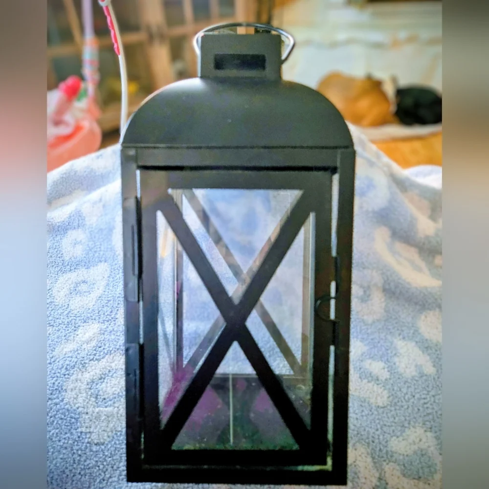 Black Metal Lantern